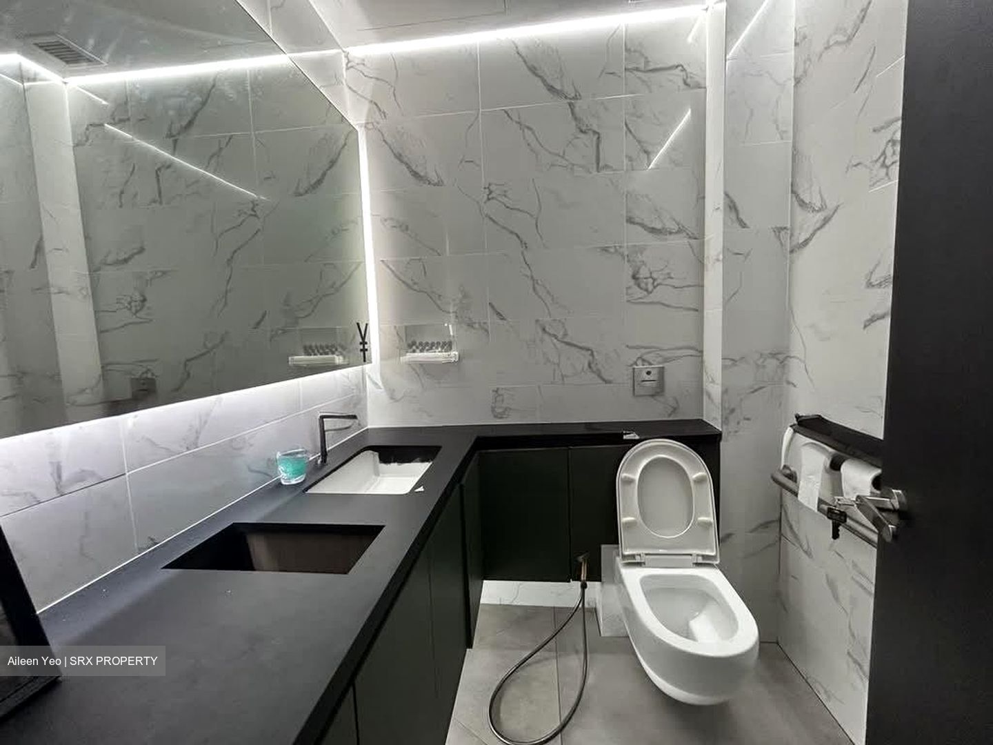 Telok Ayer Conservation Area (D1), Retail #586109651